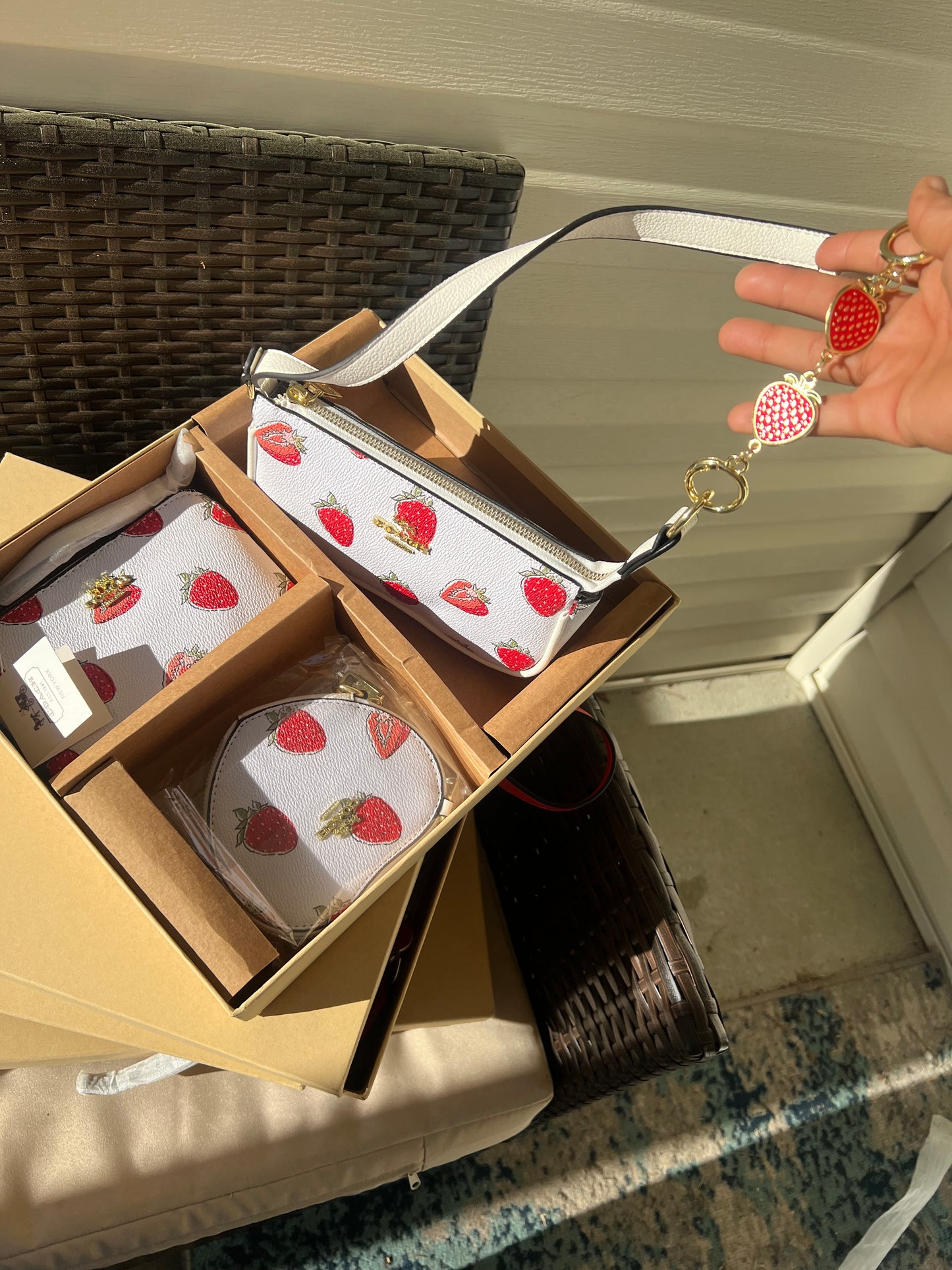 Snowberry Babe Set 🍓🤍.