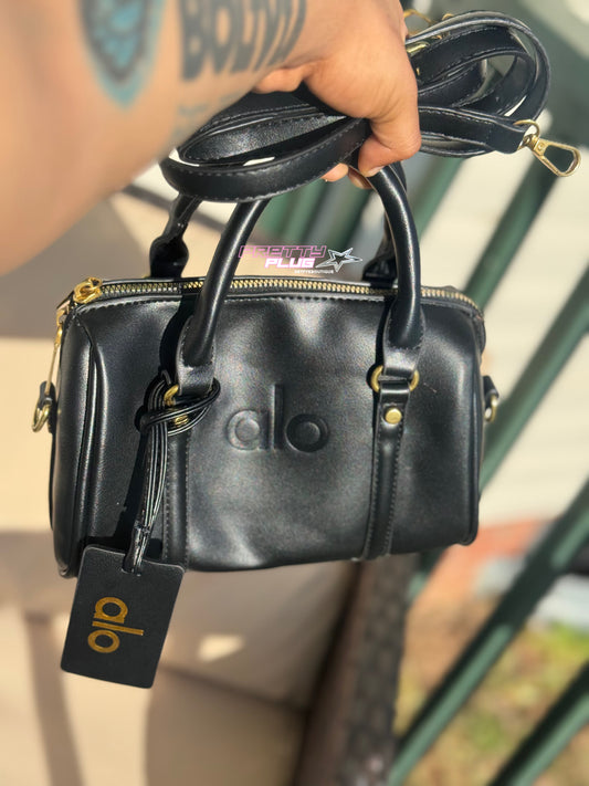 black alo mini duffle 🖤