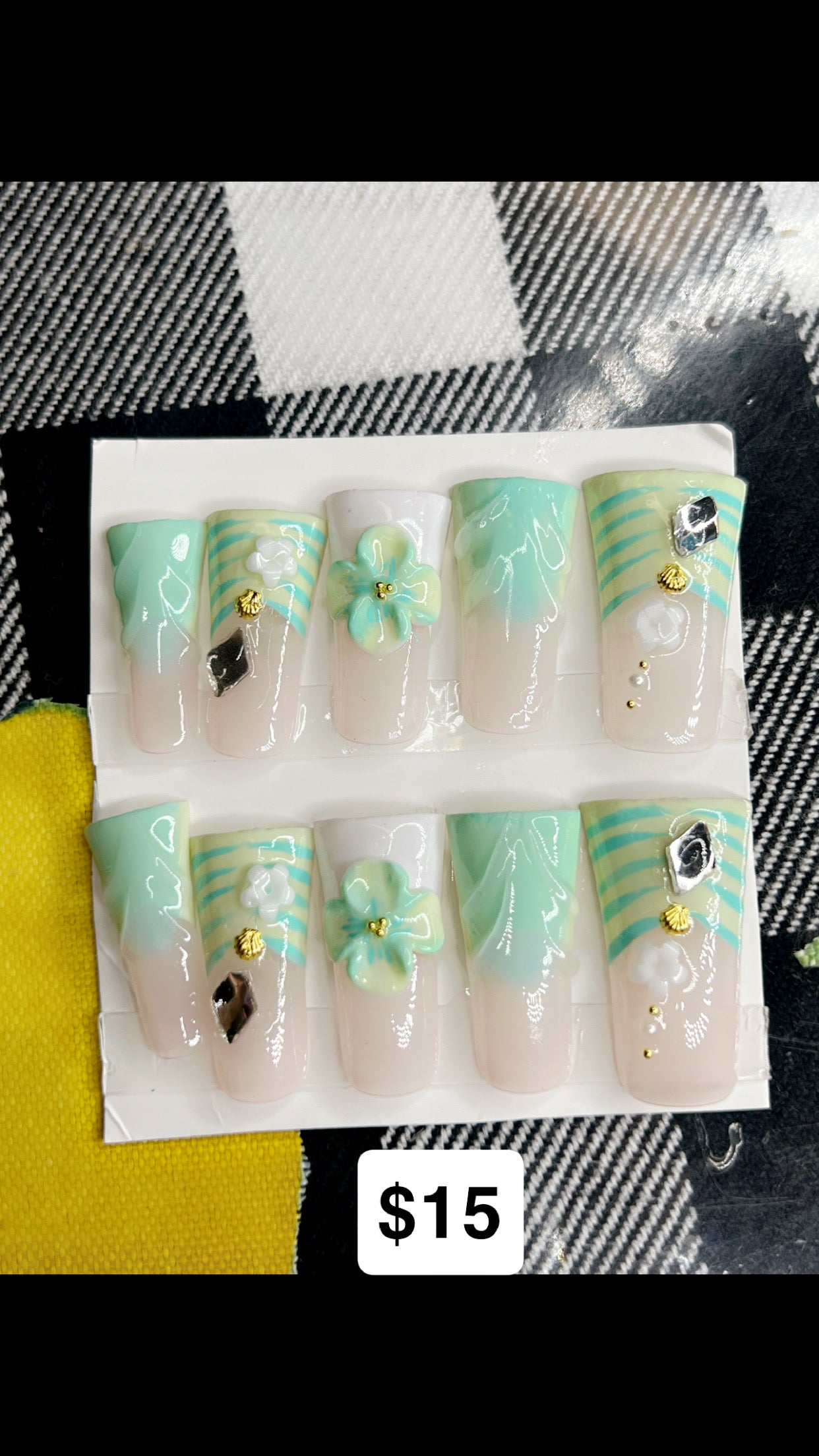 press on nails 🫶🏾- please pay attention