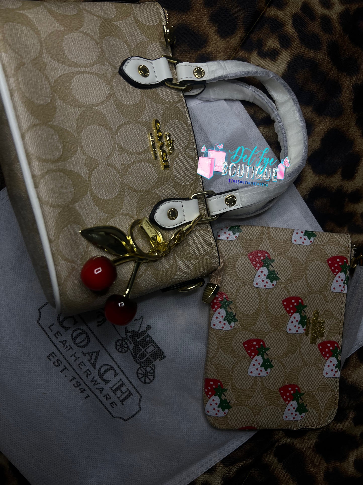 🤍✨ The Vanilla Bean Coach x 🤎🍓 Coach Strawberries & Cream