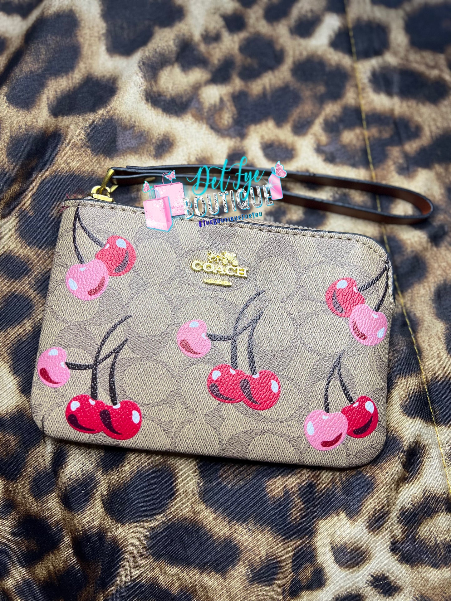 🤎 The Khaki Babe x 🤎🍒💗 Pink & Red Cherry Khaki babe.