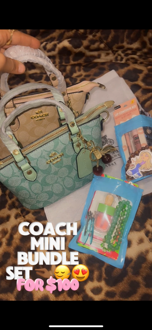 pretty girl duo 💙🤎